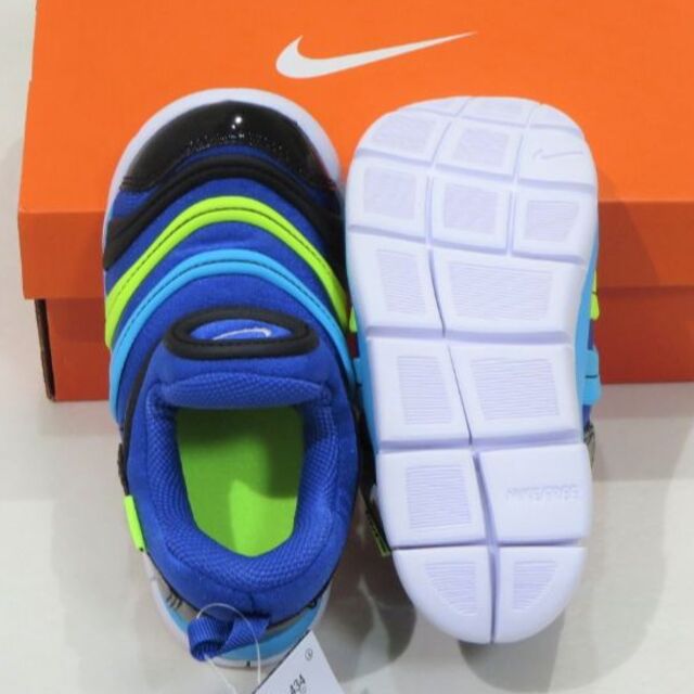 NIKE(ナイキ)の新品未使用品 ナイキ NIKE ダイナモフリー 15㎝ (TD)  ◎ キッズ/ベビー/マタニティのキッズ靴/シューズ(15cm~)(スリッポン)の商品写真