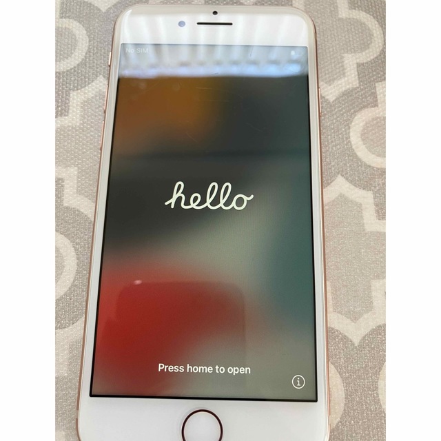 iPhone(アイフォーン)のまっくショップ様専用 美品 iPhone8 64GB ピンクゴールド スマホ/家電/カメラのスマートフォン/携帯電話(スマートフォン本体)の商品写真