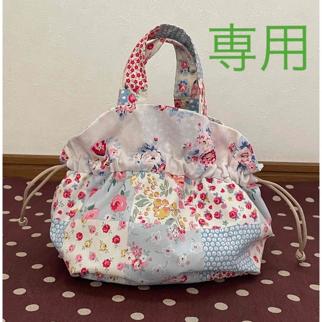 Kotone 様専用☆リバーシブルふっくらきんちゃく☆ハンドメイド レディースのバッグ(その他)の商品写真