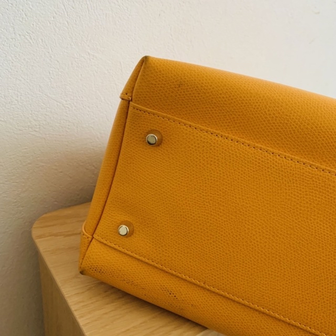 Furla(フルラ)のFURLA パイパー M イエローオレンジ レディースのバッグ(ハンドバッグ)の商品写真