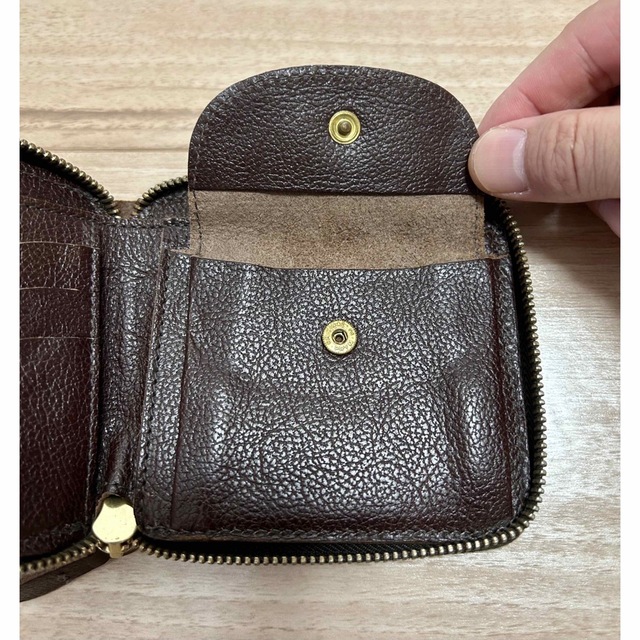 IL BISONTE ラウンドジップウォレット 新品未使用 今年人気のブランド