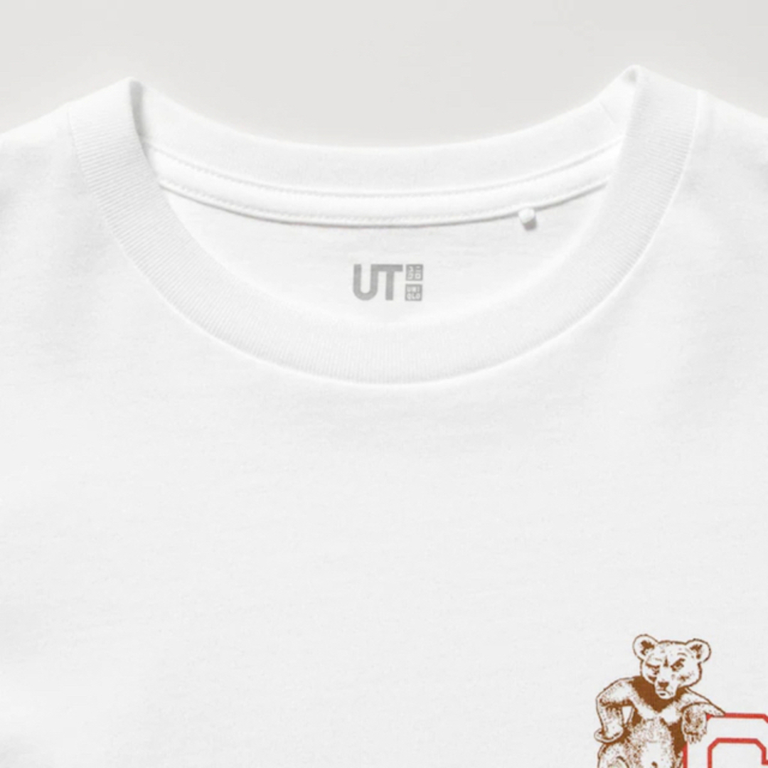 UNIQLO(ユニクロ)の【新品未使用】ユニクロKIDS UNIVERSITYLOGO UT(半袖)110 キッズ/ベビー/マタニティのキッズ服男の子用(90cm~)(Tシャツ/カットソー)の商品写真