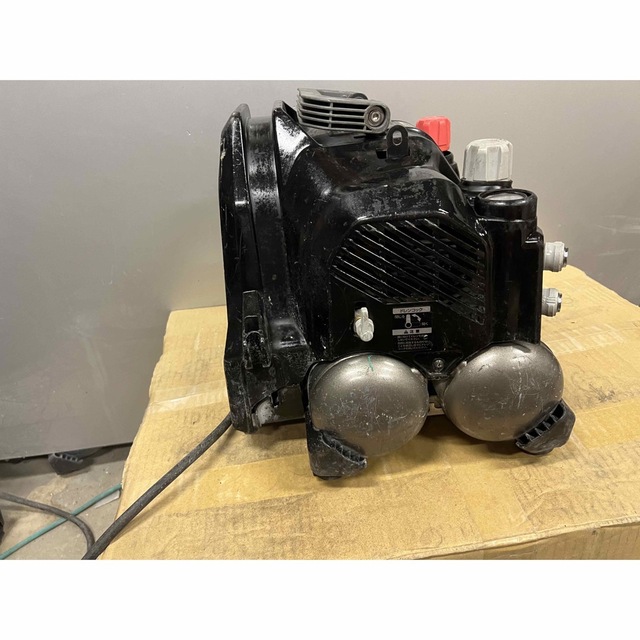 良品 日立エアーコンプレッサーEC1245H3軽搬型HiKOKI 静音 | www