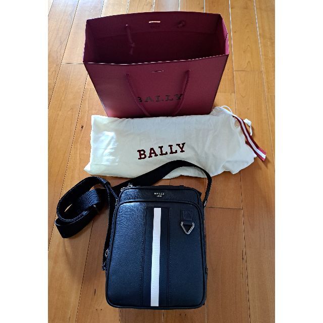 Bally(バリー)のBally Mackao メンズ　ショルダーバッグ　ブラック メンズのバッグ(ボディーバッグ)の商品写真