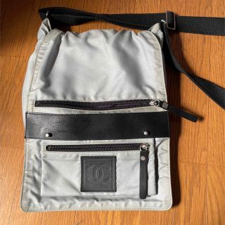 シャネル スポーツバッグの通販 50点 | CHANELを買うならラクマ