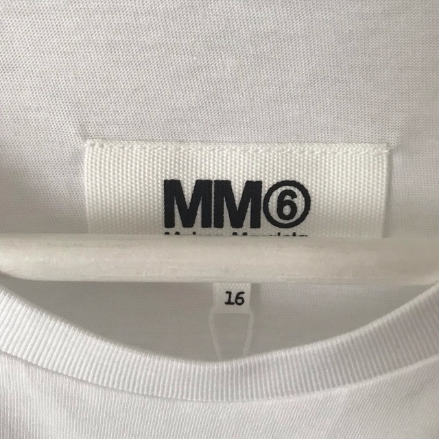 MM6 - MM6 メゾンマルジェラ・Tシャツ・白・ロゴ・左裾・サイズM