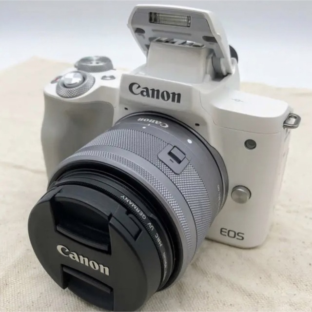 キャノン Canon ミラーレス一眼レフEOS M50 (Kiss M) カメラ キャノン Canon ミラーレス一眼レフEOS M50 (Kiss M) カメラ