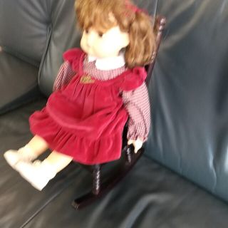 ギフト クリスティナ人形 ドールチェア付きです! | www.birbapet.it