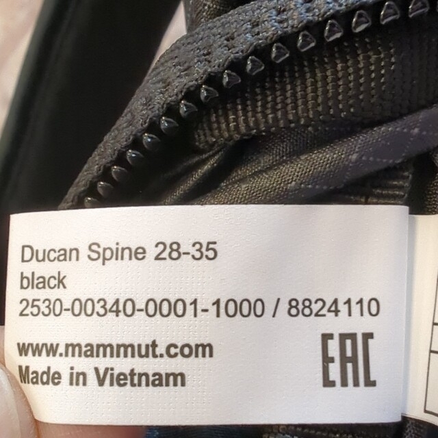 Mammut(マムート)のMAMMUT　マムート　DUCAN SPINE28-35 ブラック スポーツ/アウトドアのアウトドア(登山用品)の商品写真
