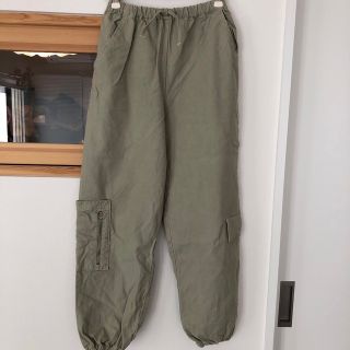 ザラ(ZARA)のZARA 162 カーゴパンツ　カーキ(パンツ/スパッツ)