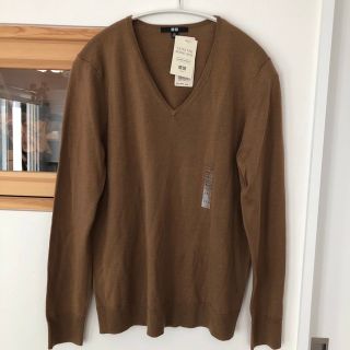 ユニクロ(UNIQLO)の値下げ🌈UNIQLO XXL vネックニット　ベージュ(ニット/セーター)