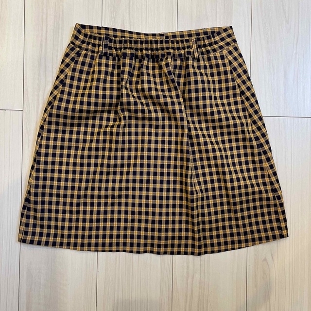 チェックミニスカート　春夏　裏地あり　ウエストゴム レディースのスカート(ミニスカート)の商品写真