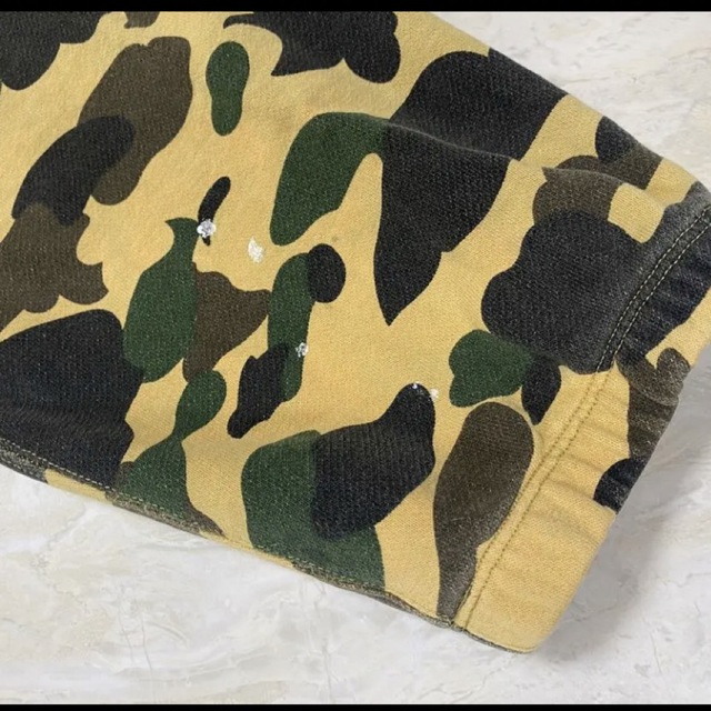 A BATHING APE(アベイシングエイプ)のA BATHING APE® スウェットパンツ メンズのパンツ(その他)の商品写真