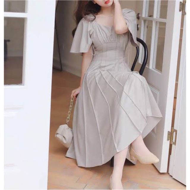 All Day Long Pleated Dress herlipto