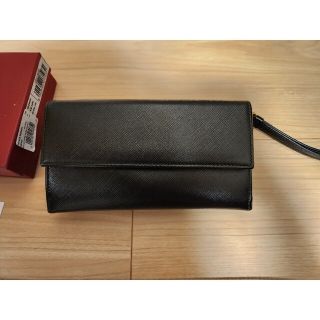 Salvatore Ferragamo - Ferragamo ストラップ付き 長財布の通販 by