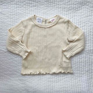 ザラキッズ(ZARA KIDS)の【新品未使用】ZARA BABY レーストリム オープンニットトップス(シャツ/カットソー)