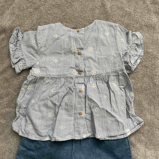 ZARA KIDS(ザラキッズ)のトップス　ワイドデニム キッズ/ベビー/マタニティのキッズ服女の子用(90cm~)(Tシャツ/カットソー)の商品写真