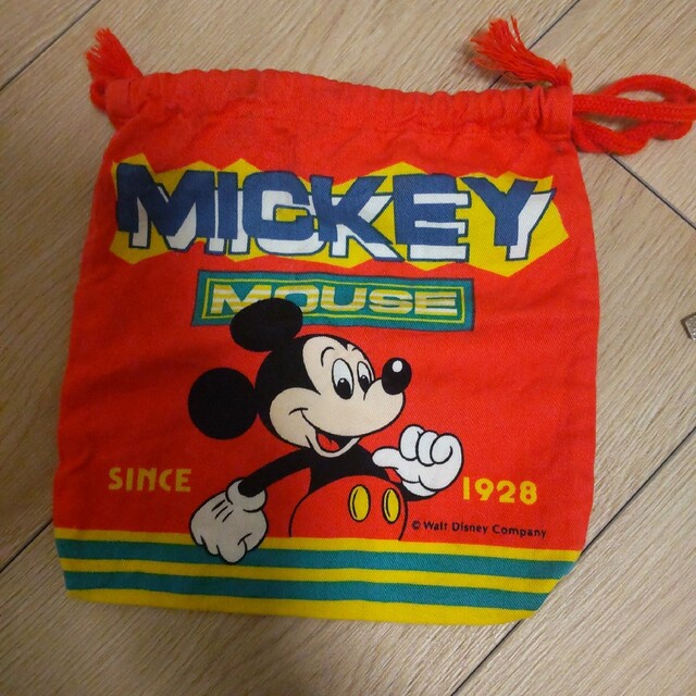 ミッキーマウス(ミッキーマウス)のディズニー ミッキーマウス 手さげ 巾着 袋 キーホルダー チャーム セット エンタメ/ホビーのおもちゃ/ぬいぐるみ(キャラクターグッズ)の商品写真