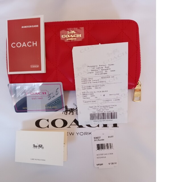 COACH(コーチ)のCOACH長財布レッド レディースのファッション小物(財布)の商品写真