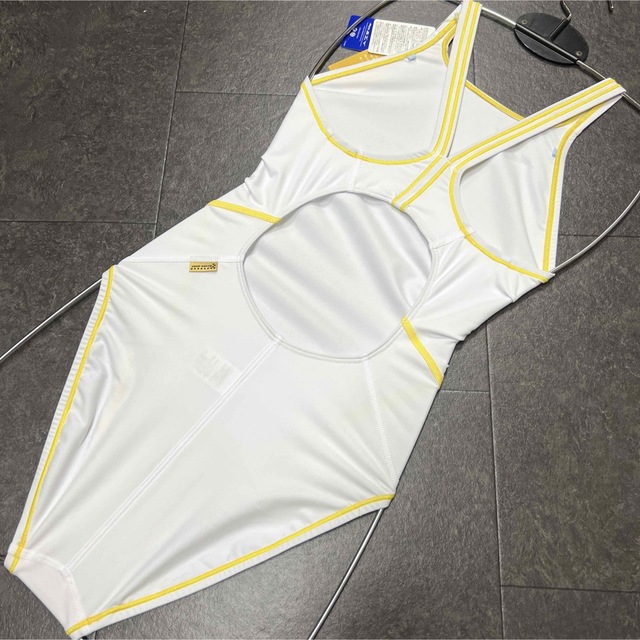 MIZUNO(ミズノ)のミズノ　女性用　エクサースーツ　ホワイト×イエロー　Mサイズ　新品 レディースの水着/浴衣(水着)の商品写真