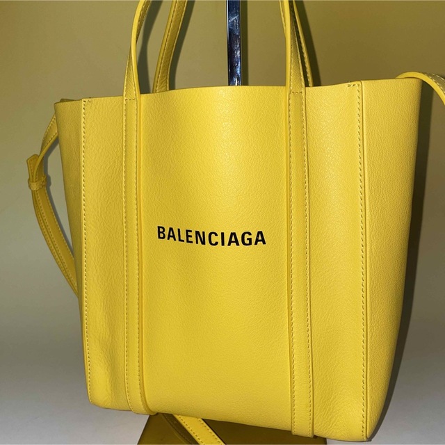 BALENCIAGA　エブリデイ　トートバッグ　2WAY　XXS  イエロー