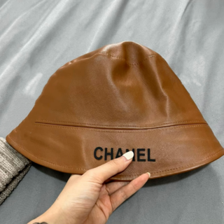 シャネル(CHANEL)の​Chanel シャネル バケットハット (テーブル用品)