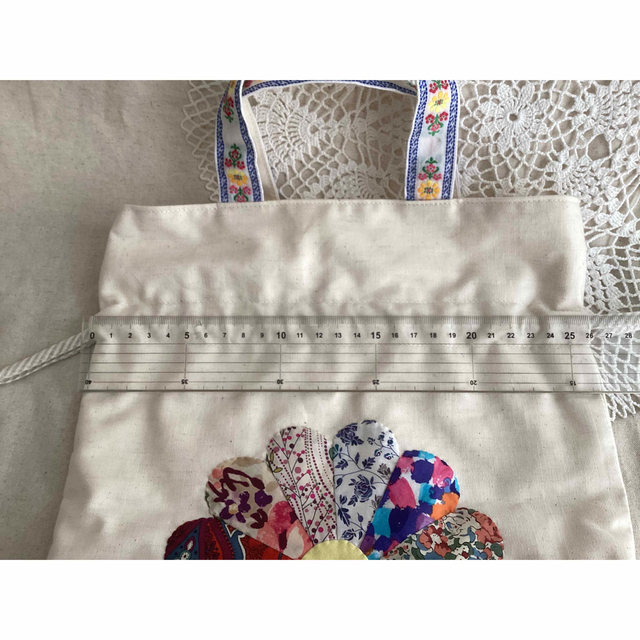 《リバティ》ドレスデンのパッチワーク巾着バッグ ハンドメイドのファッション小物(バッグ)の商品写真