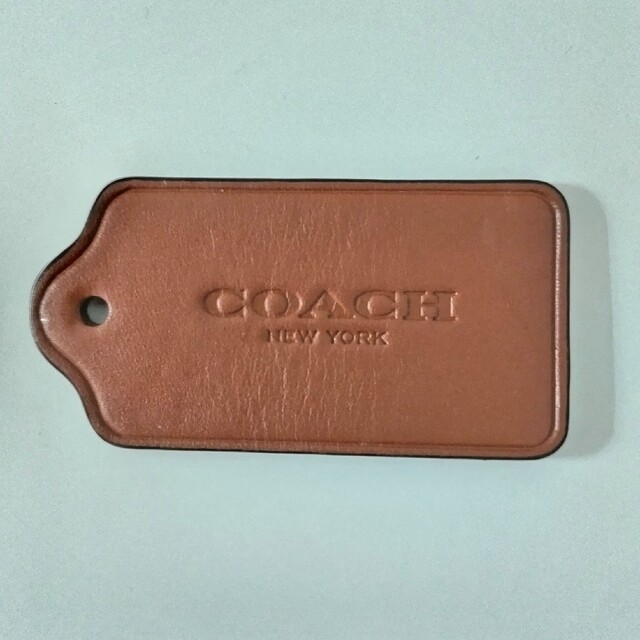 COACH(コーチ)のCOACH レザーチャーム レディースのアクセサリー(チャーム)の商品写真