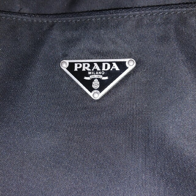 PRADA(プラダ)のPRADAのショルダーバッグ☆お下げしました☆ レディースのバッグ(ショルダーバッグ)の商品写真