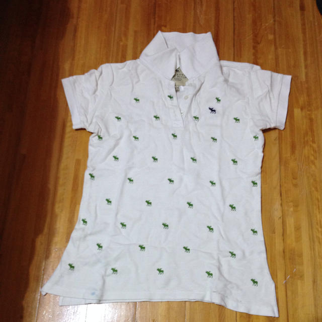 Abercrombie&Fitch(アバクロンビーアンドフィッチ)のアバクロ ポロシャツ レディースのトップス(ポロシャツ)の商品写真