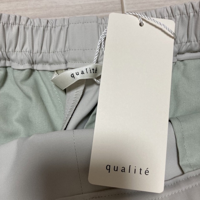 qualite - 23ss 新品未□qualite カリテ□セミフレア イージーパンツ