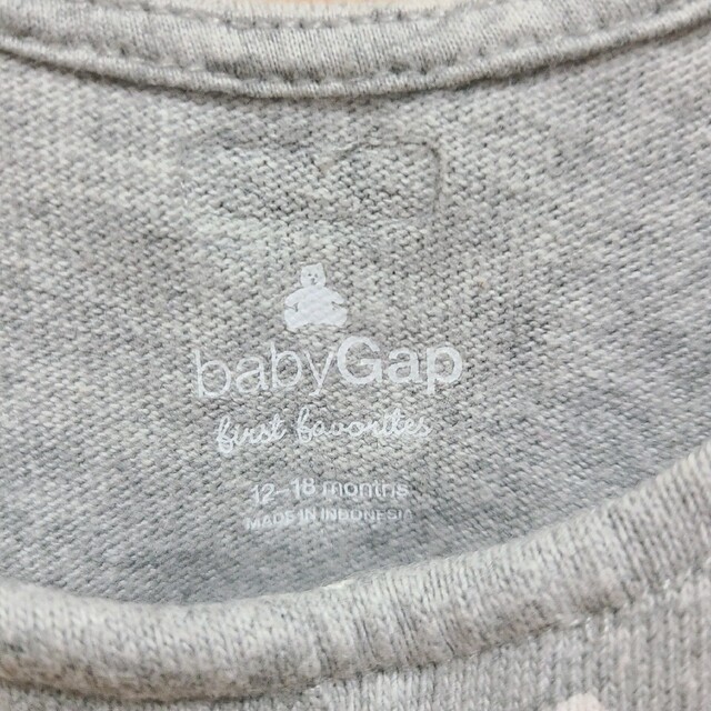 babyGAP(ベビーギャップ)のししし、シンプルなドットがカワちぃ！サイズ80　babyGAPベイビーギ キッズ/ベビー/マタニティのベビー服(~85cm)(ワンピース)の商品写真