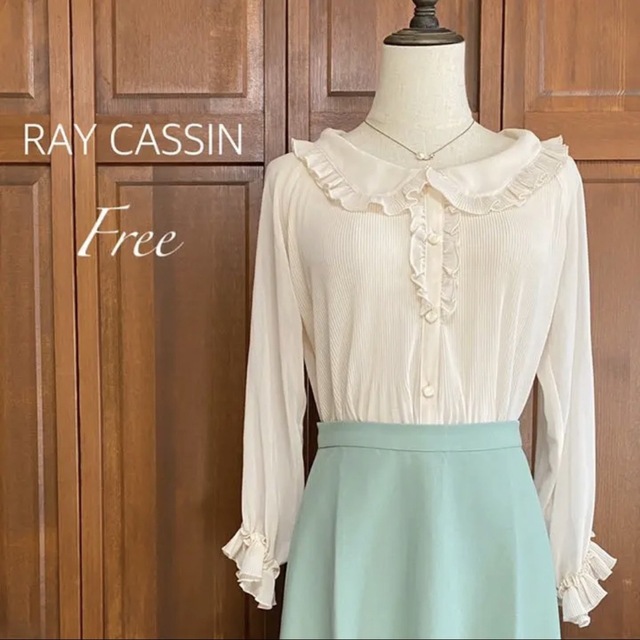 RayCassin(レイカズン)の【美品】 レイ・カズン シフォン ブラウス オフホワイト レディースのトップス(シャツ/ブラウス(長袖/七分))の商品写真