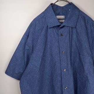 カルバンクライン(Calvin Klein)のカルバンクライン　ストレッチシャツ　総柄　防シワ　半袖　ブルー　L/G(シャツ)