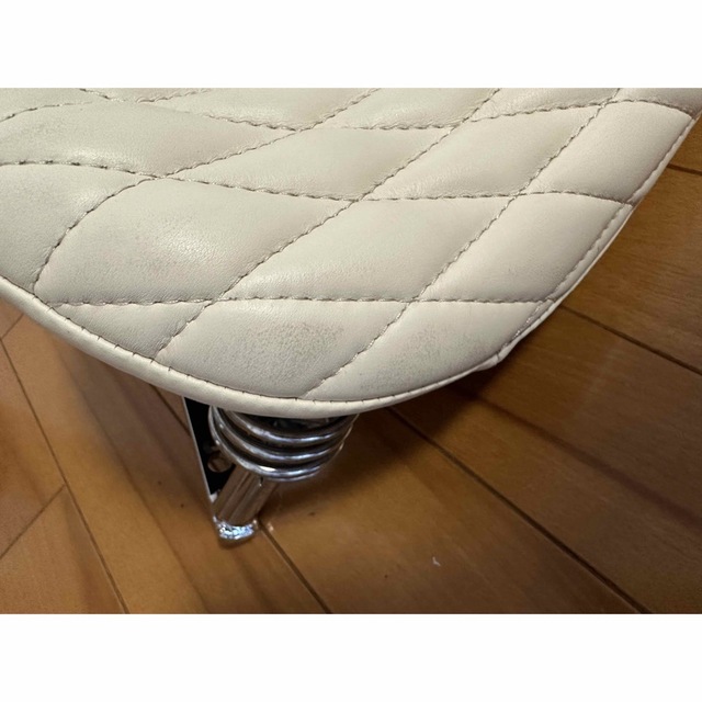 室外 バイクシート 白色 シングル ダイヤ柄 本革 美品 | www.tegdarco.com