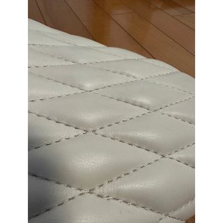 【美品】バイクシート 白 ダイヤ模様 本革 シングル オーダーの通販