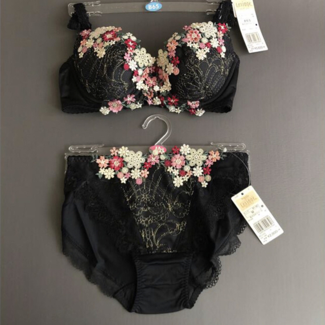 Wacoal レシアージュ ブラ・ショーツ2セット-eastgate.mk
