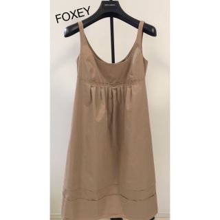 フォクシー(FOXEY)の極美品　フォクシーワンピース(ひざ丈ワンピース)