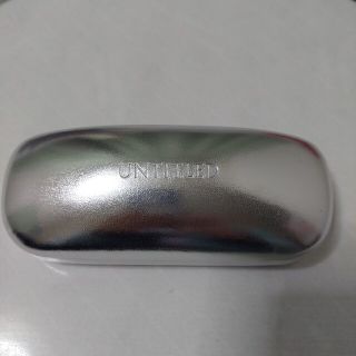 アンタイトル(UNTITLED)の【送料込】未使用 UNTITLED メガネケース シルバー(サングラス/メガネ)