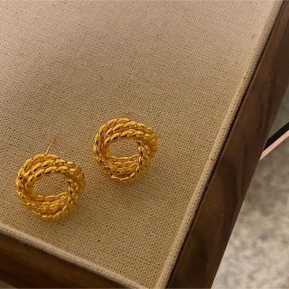 ゴールド ピアス ビンテージ 韓国 アクセサリー 金 ワンポイント(ピアス)