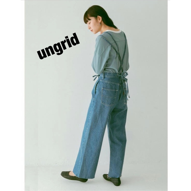 Ungrid(アングリッド)のアングリッド ungrid ショルダーストラップ カットオフデニム  日本製 レディースのパンツ(デニム/ジーンズ)の商品写真