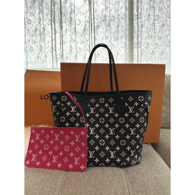 全国総量無料で LOUIS VUITTON - ルイヴィトン ネヴァーフル MM トート