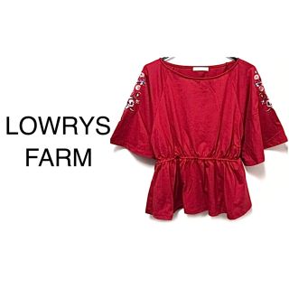 ローリーズファーム(LOWRYS FARM)のLOWRYS FARM ローリーズファーム【美品】花柄×刺繍 半袖 トップス(カットソー(半袖/袖なし))