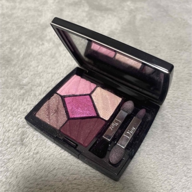 Dior(ディオール)のDior サンククルール 887 スリル コスメ/美容のベースメイク/化粧品(アイシャドウ)の商品写真