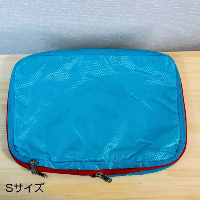 【美品】旅行圧縮収納バッグ トラベルポーチ S&M 2サイズセット インテリア/住まい/日用品の日用品/生活雑貨/旅行(旅行用品)の商品写真