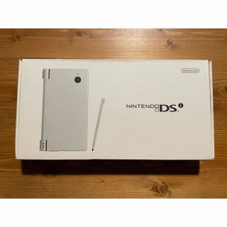 ニンテンドーDS(ニンテンドーDS)のニンテンドーDSI 本体　ホワイト(携帯用ゲーム機本体)