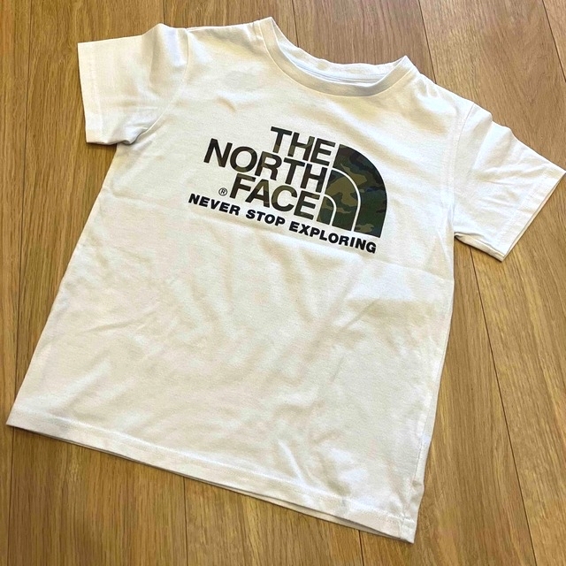 THE NORTH FACE(ザノースフェイス)のノースフェイス キッズ Tシャツ 130 キッズ/ベビー/マタニティのキッズ服男の子用(90cm~)(Tシャツ/カットソー)の商品写真