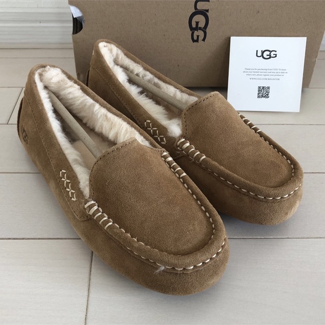 アグ UGG アンスレー モカシン （チェスナット）