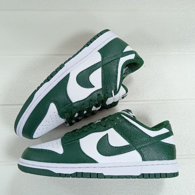 ナイキ ダンク ロー チームグリーン スニーカー Dunk Team Green eva ナイキ ダンク ロー チームグリーン スニーカー Dunk Team Green eva