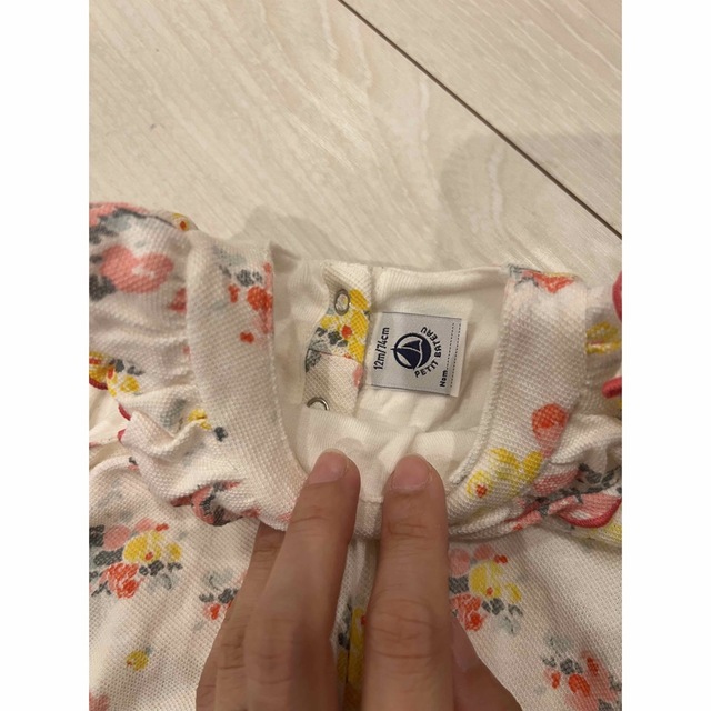 PETIT BATEAU(プチバトー)のプチバトー ワンピース 花柄  キッズ/ベビー/マタニティのベビー服(~85cm)(ワンピース)の商品写真